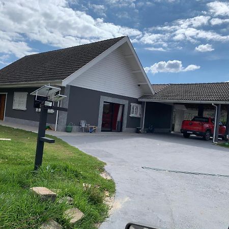 Campos do JordãoKitnet Aconchegante Em Bairro Nobre Bem Localizado公寓 外观 照片